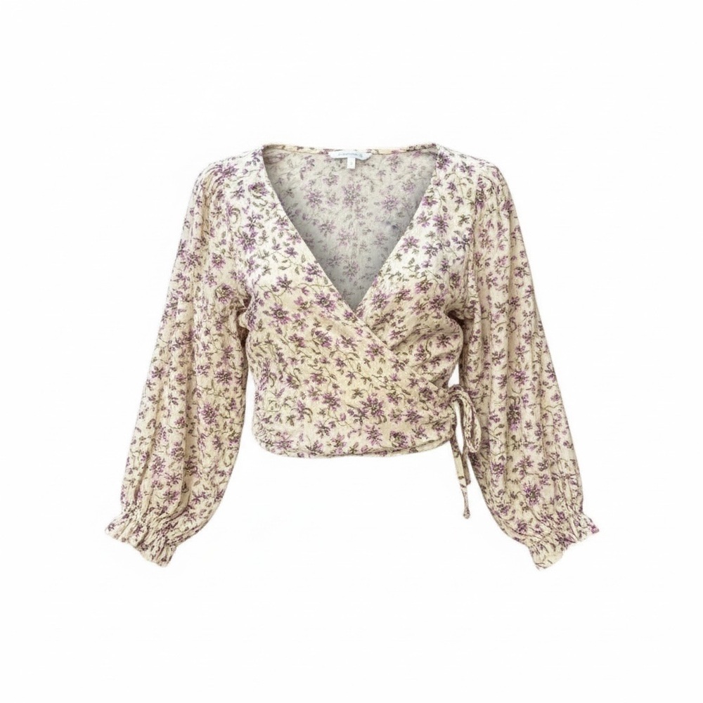 Olivaceous floral wrap top, small